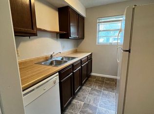 812 W 10th St, Junction City, KS 66441