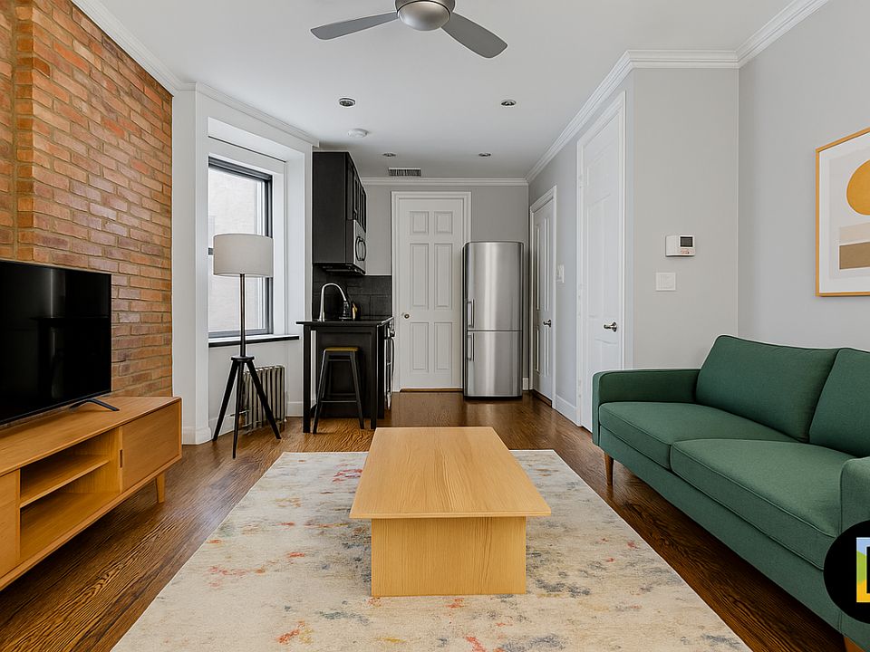 2nd image of 302 W 11th St #3S
