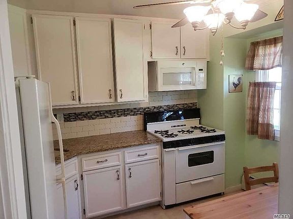 4th image of 2808 Wilshire Ln