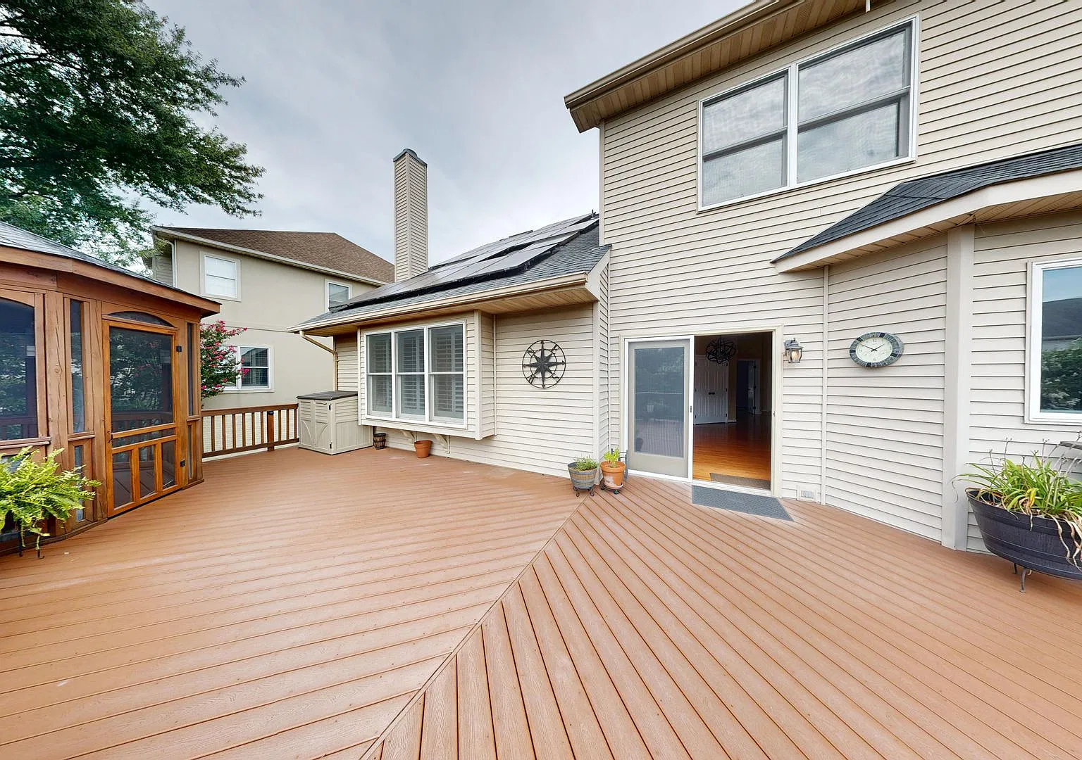 Awesome Is Ashburn Beautiful - 5bed + 3.5bath — Photo 2