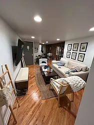 126 East 7th Street, #4CA