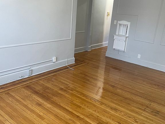 5th image of 61 E Edsall Blvd #2