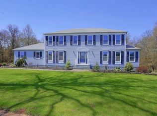 11 Powelson Ln, Bridgewater, NJ 08807