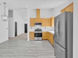 1250 Greenleaf Loop, Greenfield, CA 93927