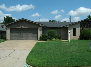 6812 N Barr Ave, Oklahoma City, OK 73132