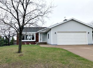 935 Turner Rd, Kingsford, MI 49802