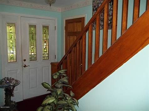 front door into livingroom