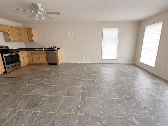 3rd image of 5912 Theles Dr