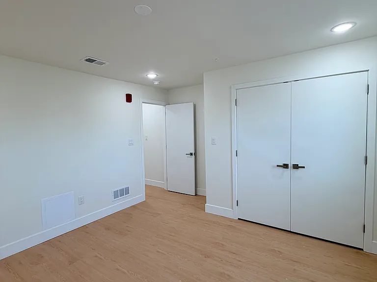 4212 Lancaster Ave #301 — Photo 13