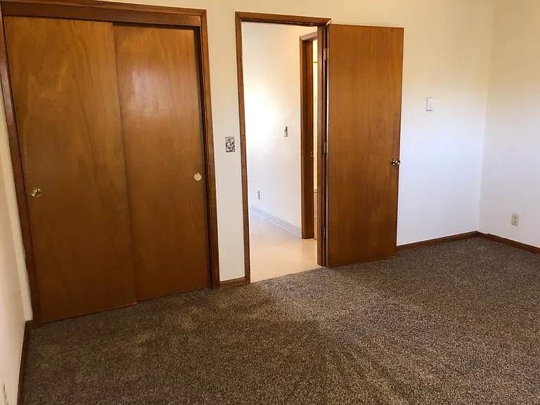 951 SW Church St #15 — Photo 6