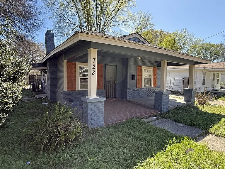 728 N Holmes St — Photo 1
