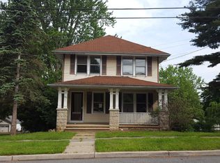 30 Main St, Bloomsbury, NJ 08804
