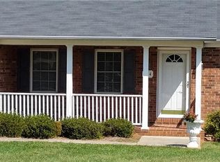 136 Forrest Hills Cir, King, NC 27021