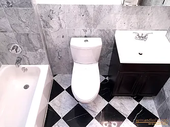 Rented by aptsandlofts.com