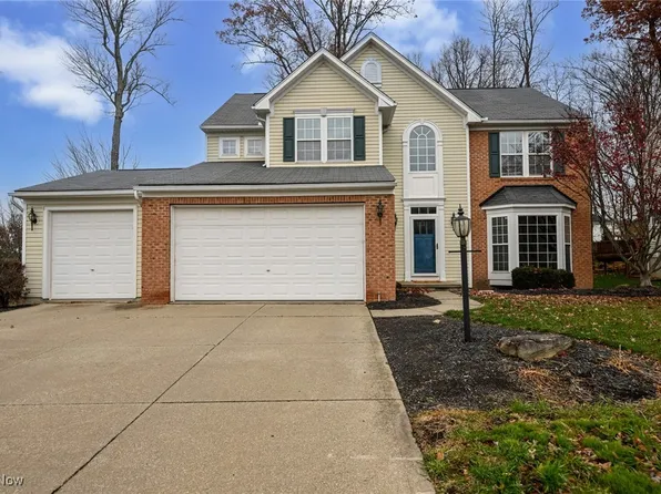 4581 Rockridge Way, Akron, OH 44321