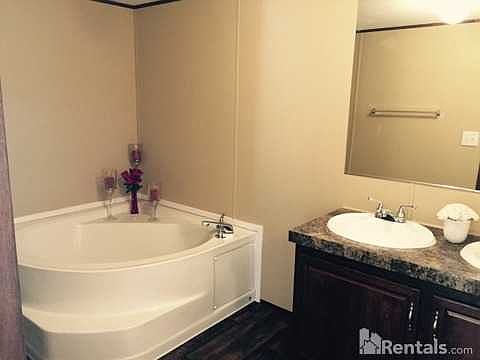 2nd image of 15250 Kleberg Rd Trlr 22