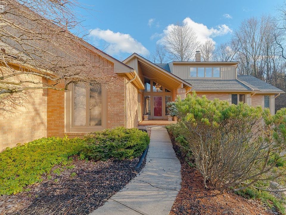 1st image of 7270 Dark Lake Dr