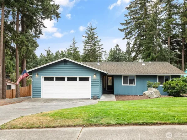 255 NW Columbia Drive, Oak Harbor, WA 98277