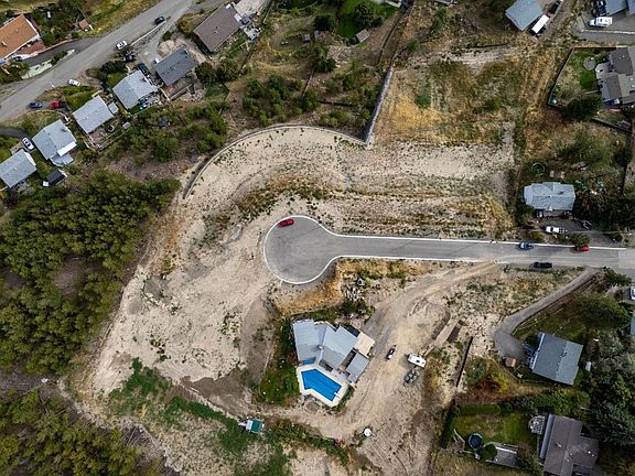5th image of 1158 Crestwood Dr