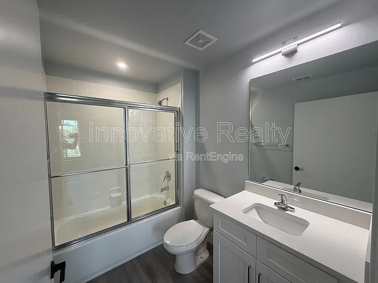 2240 Florida Dr #203 — Photo 22