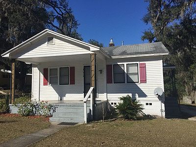 1st image of 1214 River St