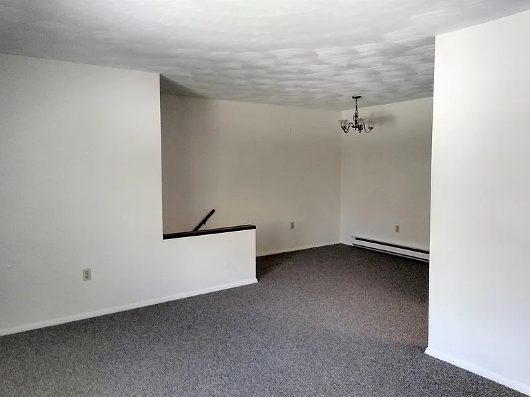 Tanglewood Apartments — Photo 36