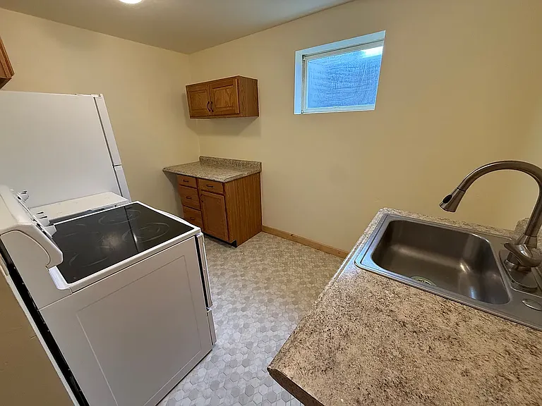 803 Oregon St #B — Photo 18
