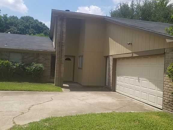 3rd image of 1215 Kenforest Dr