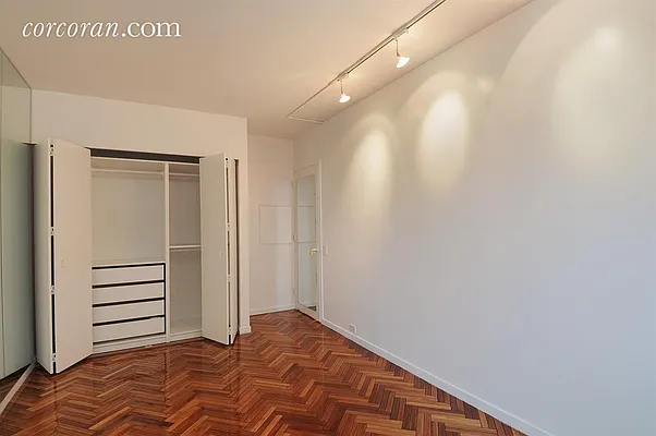 Rented by Corcoran | media 21