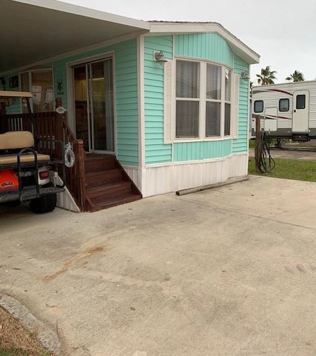 1st image of 133 E Bonnet Cir
