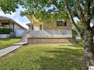 1002 Sandalwood Dr, New Braunfels, TX 78130