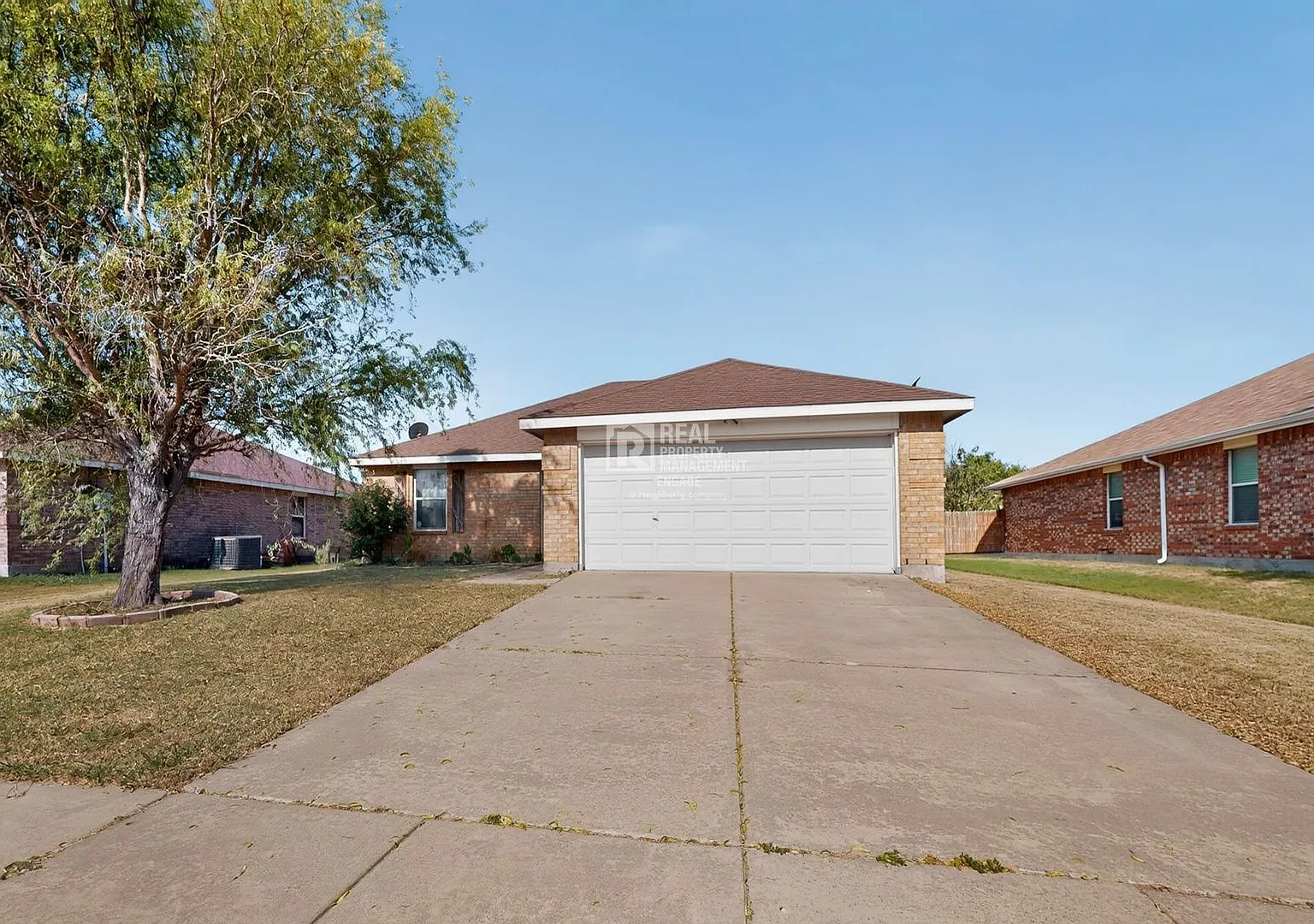 Stunning 3 bed 2 Bath Home for rent in Anna! — Photo 3