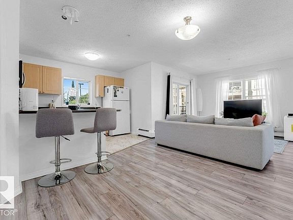 4th image of 616 McAllister Loop SW #201