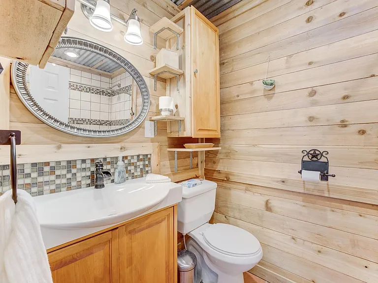 4211 Surf Dr — Photo 24