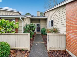 9232 SW Wilshire St, Portland, OR 97225