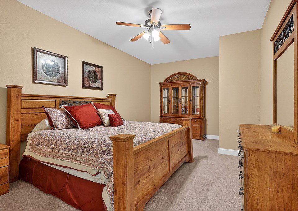 52nd image of 933 John Henry Lewis Rd