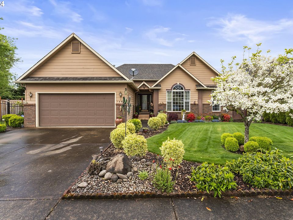 1st image of 1440 Village Dr