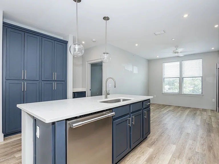2501 Bienville Blvd #424 — Photo 11