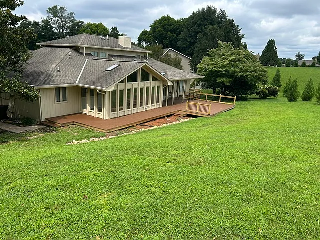 458 E Fox Den Dr — Photo 2