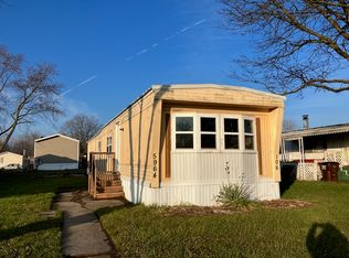 5964 E Maple St, Romulus, MI 48174