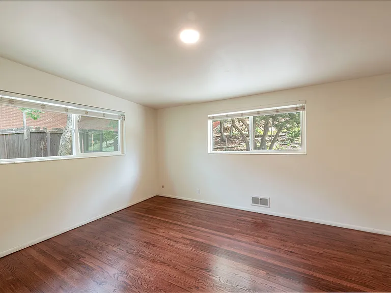 4553 S Brockbank Dr — Photo 17