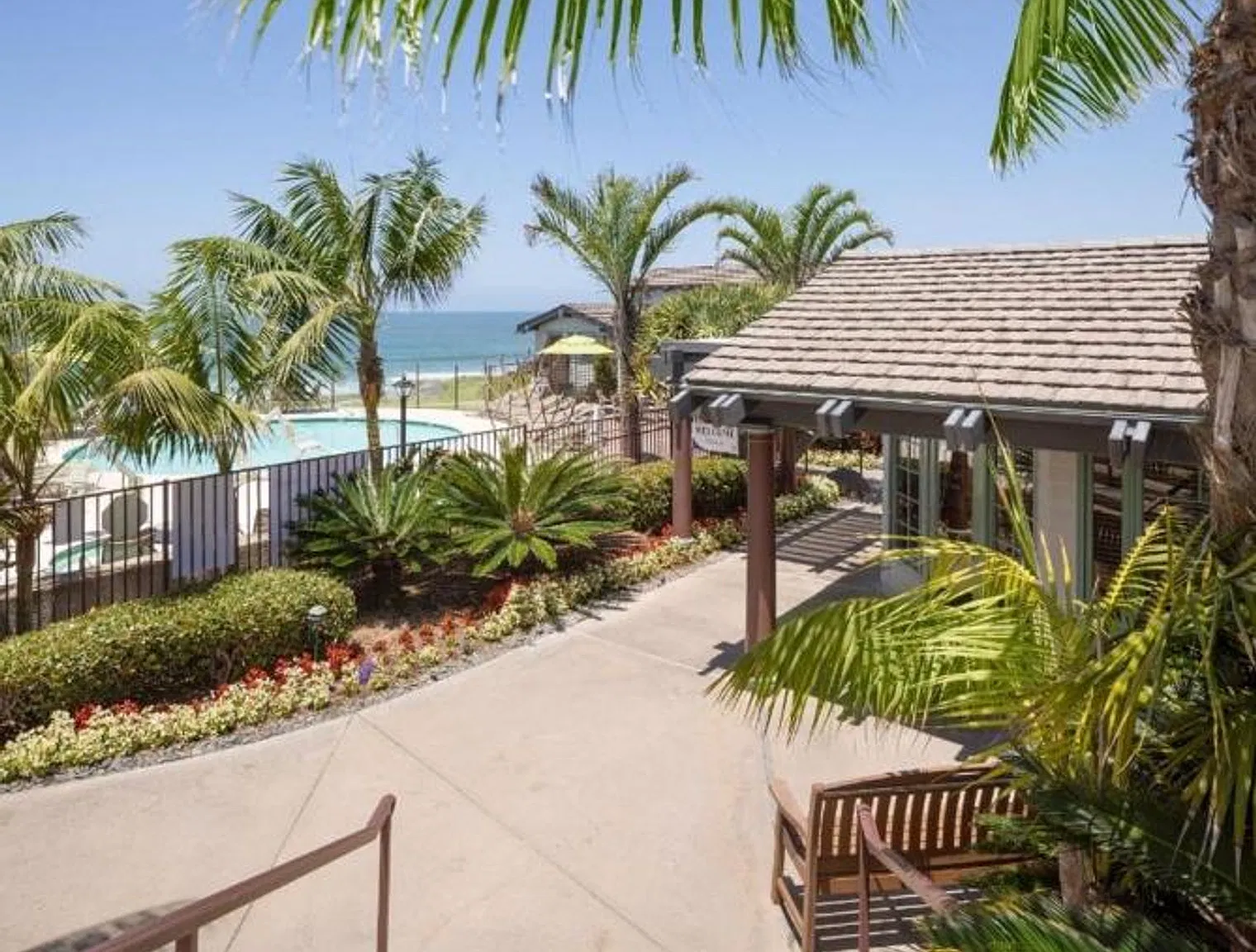 1 bed, 1.0 bath, 602 sqft, $8,825 — Photo 3