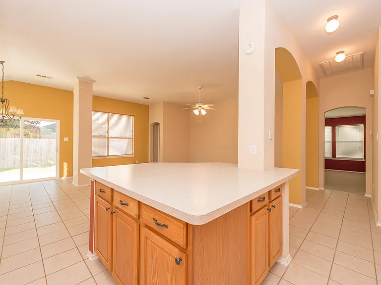 4184 Capstone Dr — Photo 15