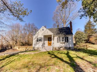 1163 N Country Rd, Stony Brook, NY 11790