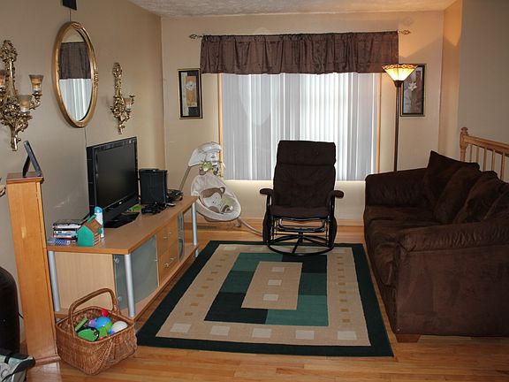 2nd image of 15 Seville Dr