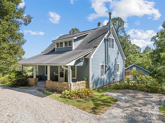 3rd image of 560 Esseola Dr