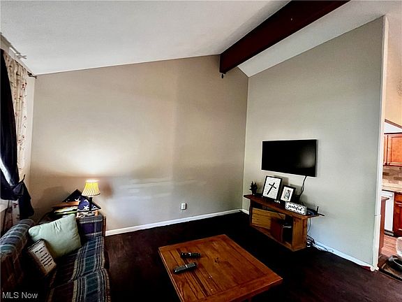 3rd image of 6398 Brooks Blvd