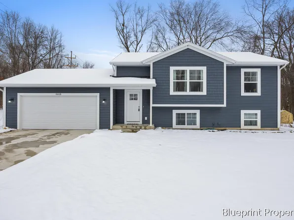 3445 Gray Fox Ln, Allegan, MI 49010