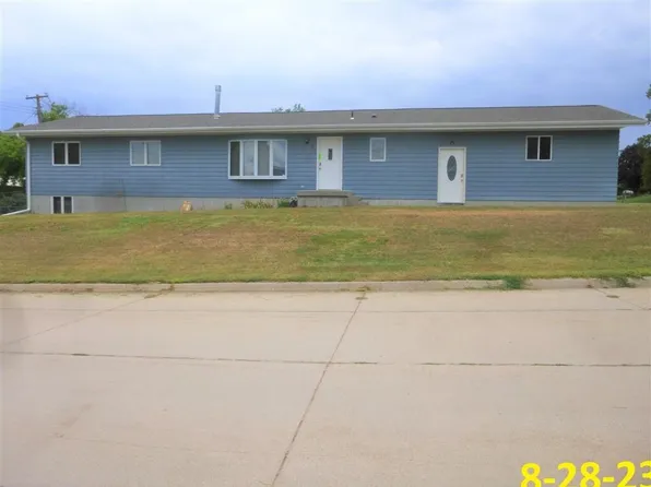 605 N G St, Broken Bow, NE 68822