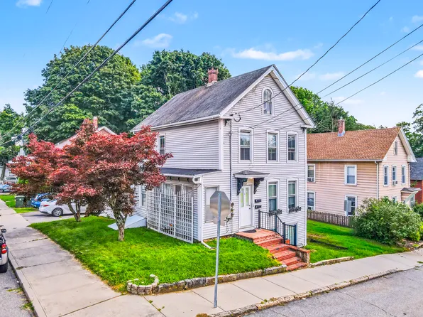 185 Walnut St, Willimantic, CT 06226